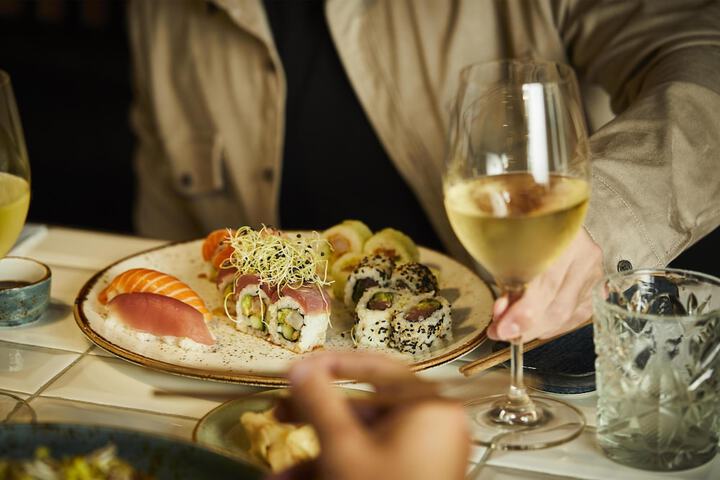Dining 55 of 78