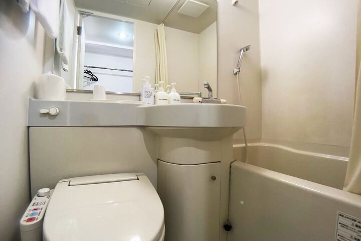 Clean Restrooms