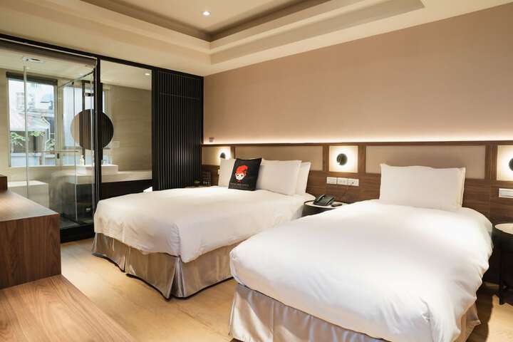 Room 29 of 70