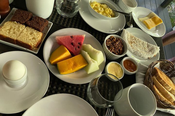 Breakfast/Coffee Service 29 of 45