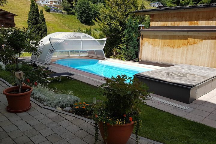 Pool 58 of 94