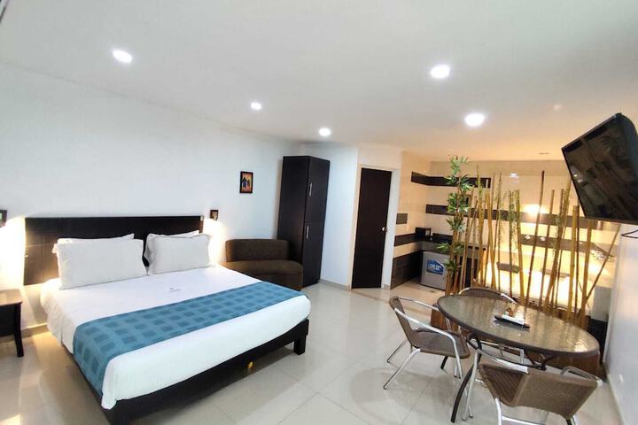 Room 9 of 14