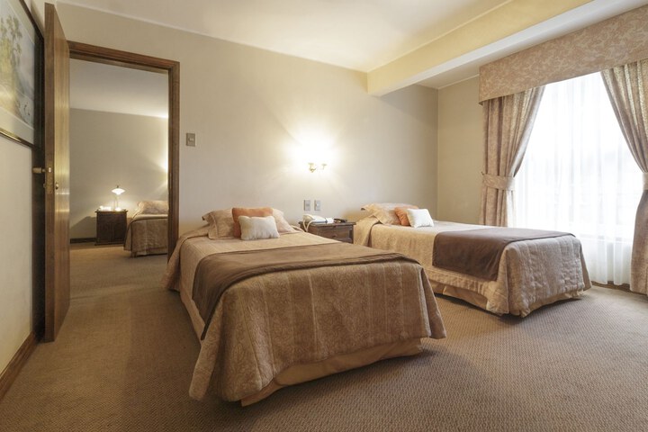 Room 8 of 49