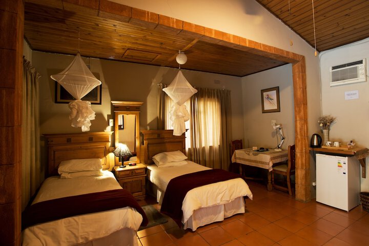 Room 4 of 49