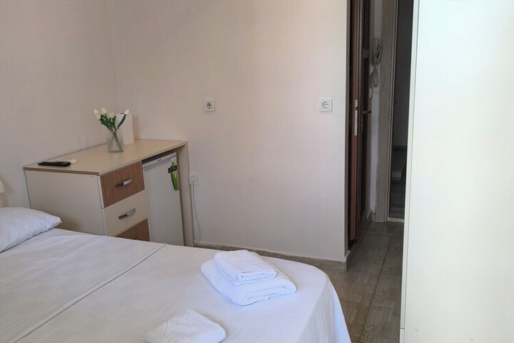 Room 19 of 63