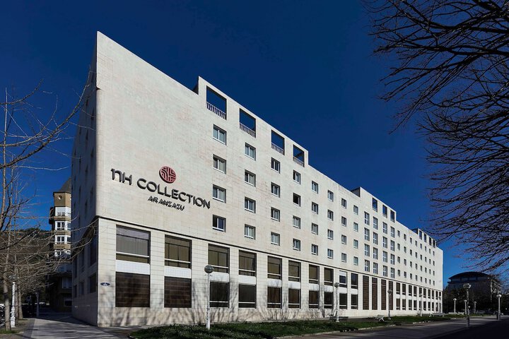 Hotel 43 of 44
