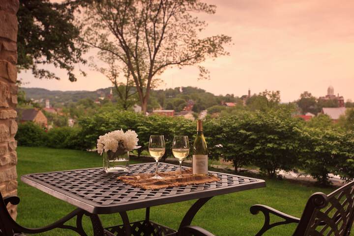 Hotel Exterior 60 of 65