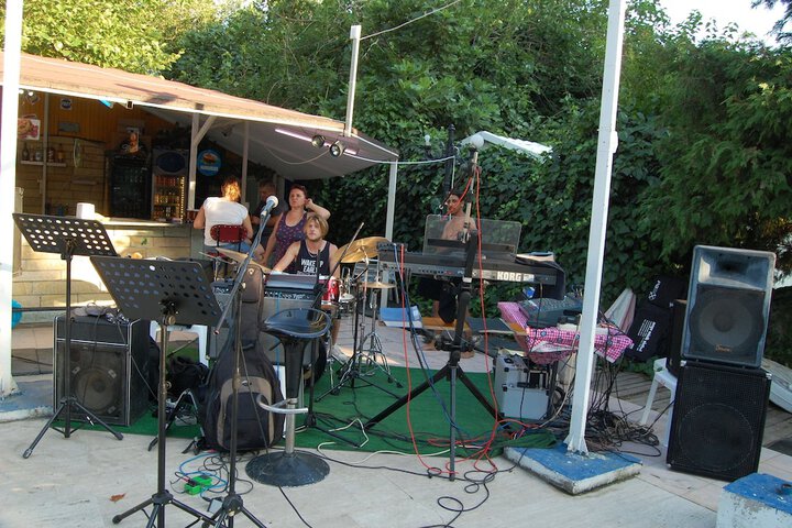 Entertainment 30 of 66