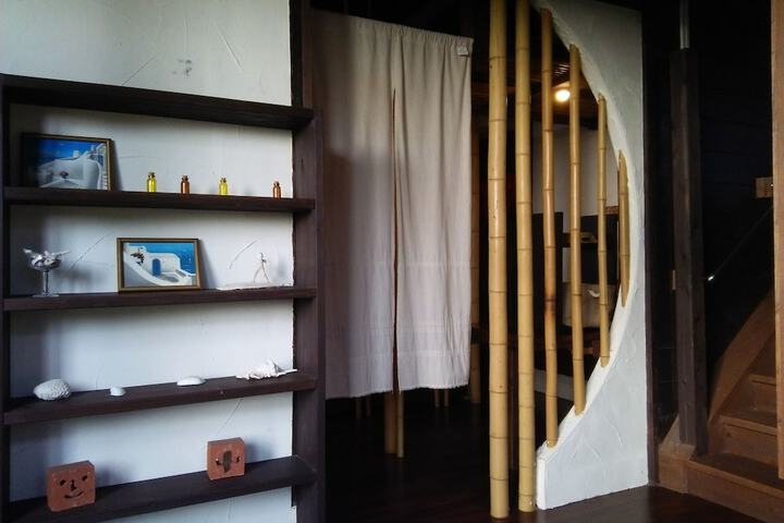 Room 4 of 55