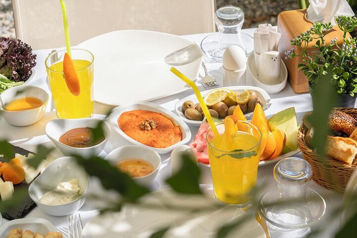 Breakfast area