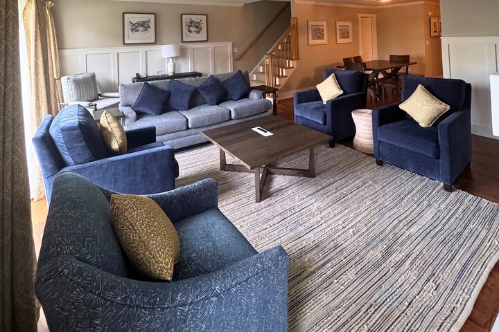 Room 33 of 50