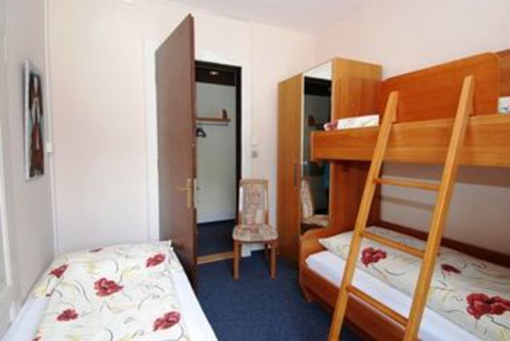 Room 46 of 108