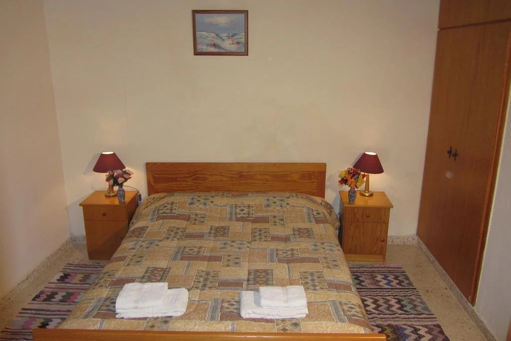 Room 3 of 15