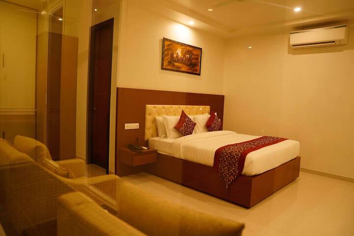 Room 15 of 61