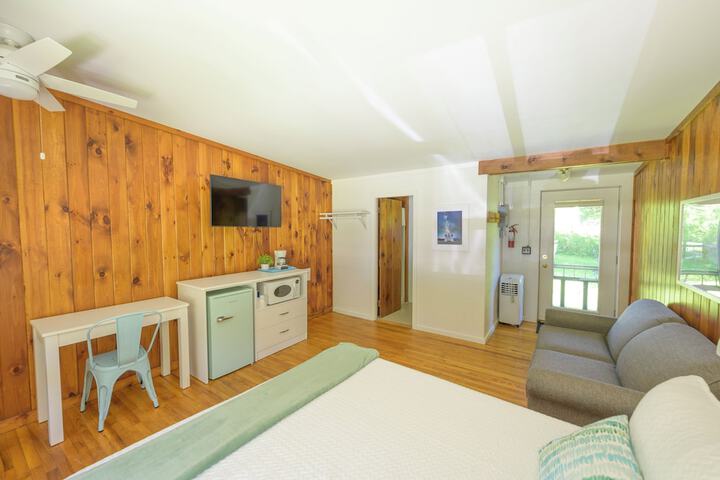 Room 9 of 59