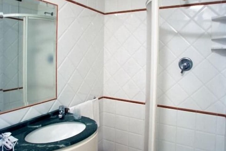 Room 30 of 54