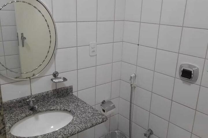Room 15 of 36