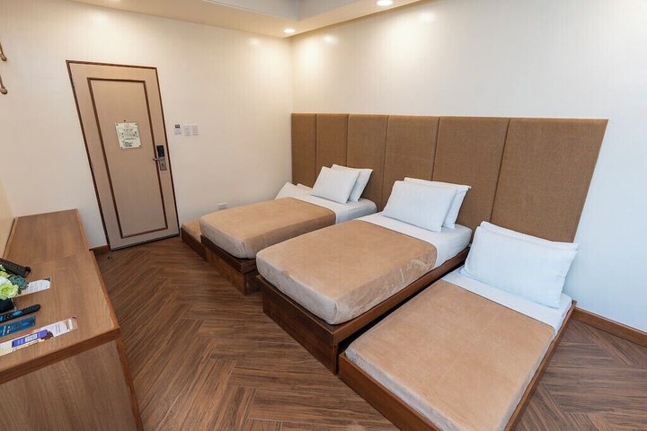 Room 42 of 66