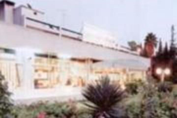 Techrine Cham Hotel