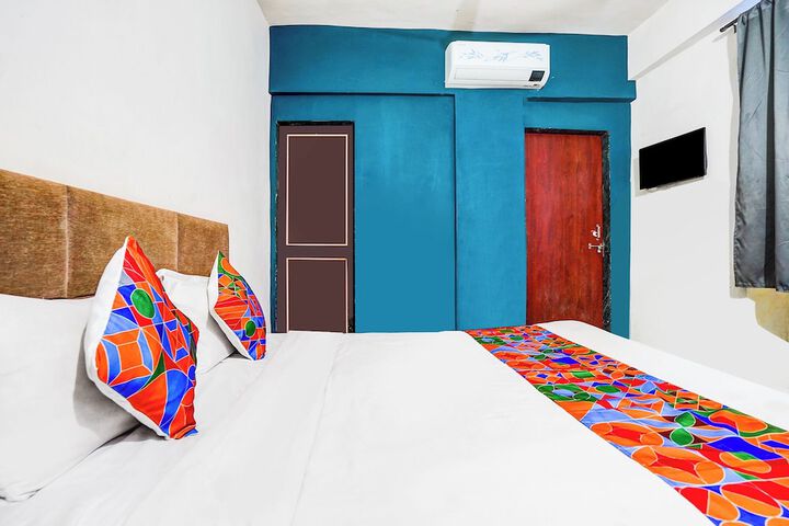 Room 23 of 32