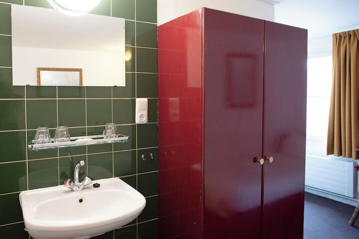 Room 20 of 78