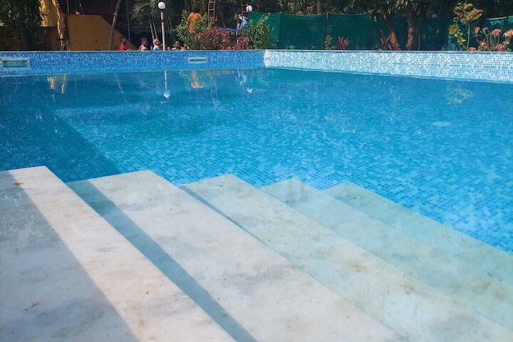 Pool 22 of 31