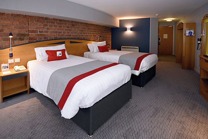 Room 21 of 63