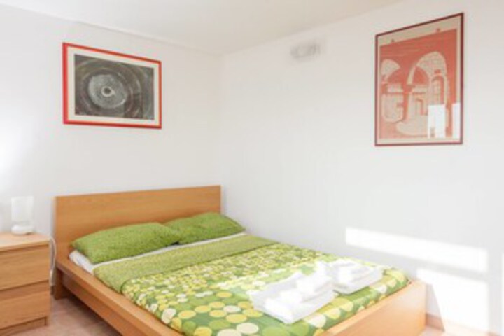 Room 44 of 59