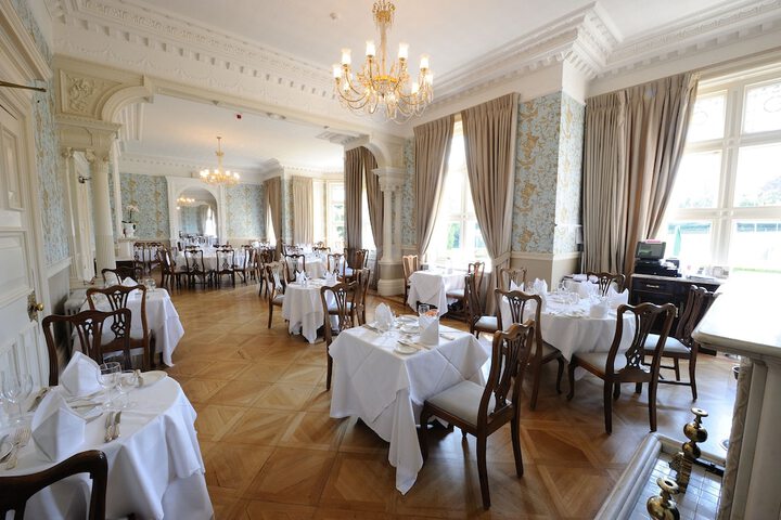 Dining 36 of 63