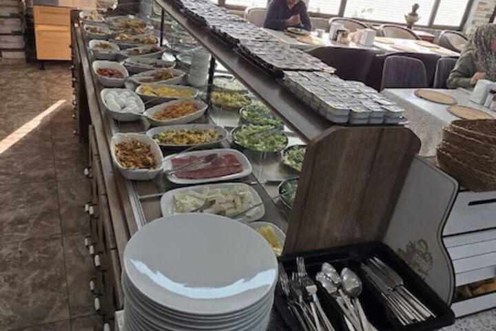 Dining 56 of 91