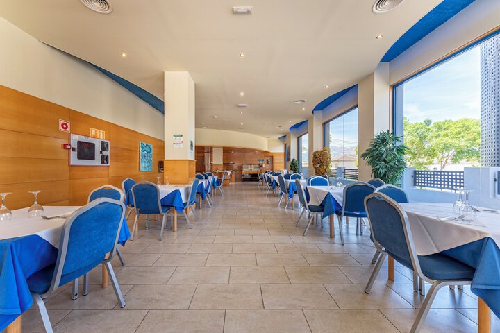Business Center 67 of 98