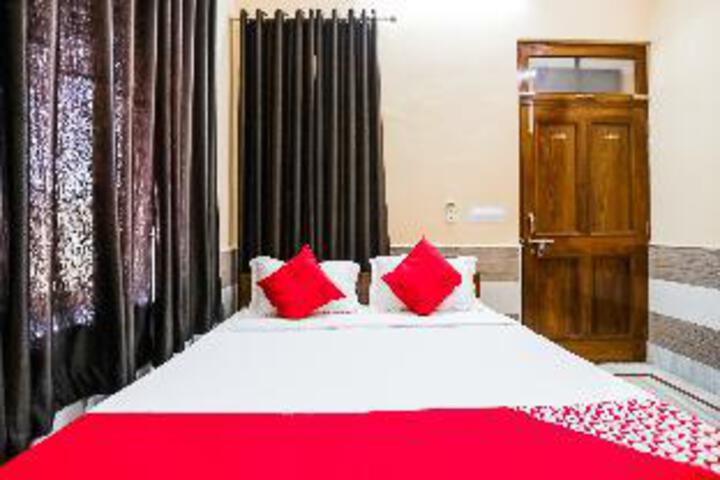 HOTEL SHASHI 2 BY OYO ROOMS