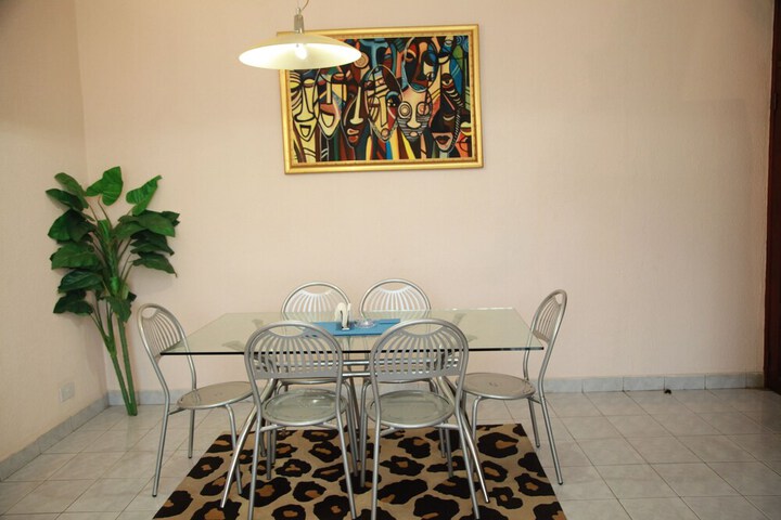 Room 6 of 22