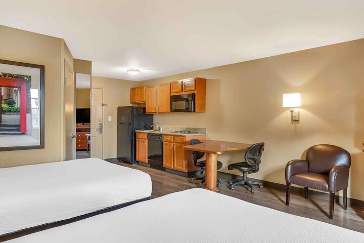 Studio 2 Double Beds (4 of 5)
