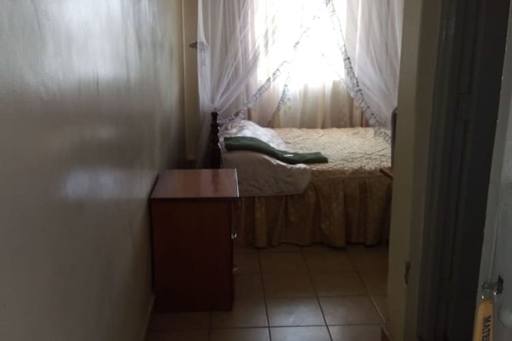 Room 5 of 25