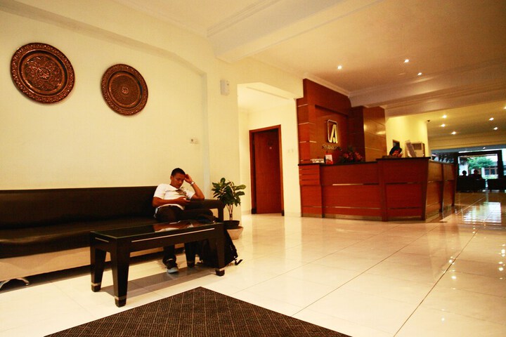 Hotel Interior 8 of 47
