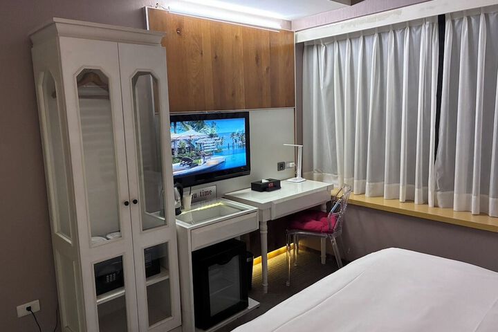 Room 29 of 41