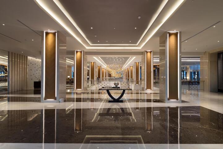 Hotel Lobby