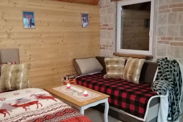 Room 16 of 40