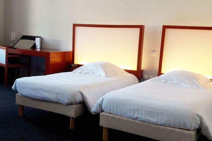Room 17 of 59