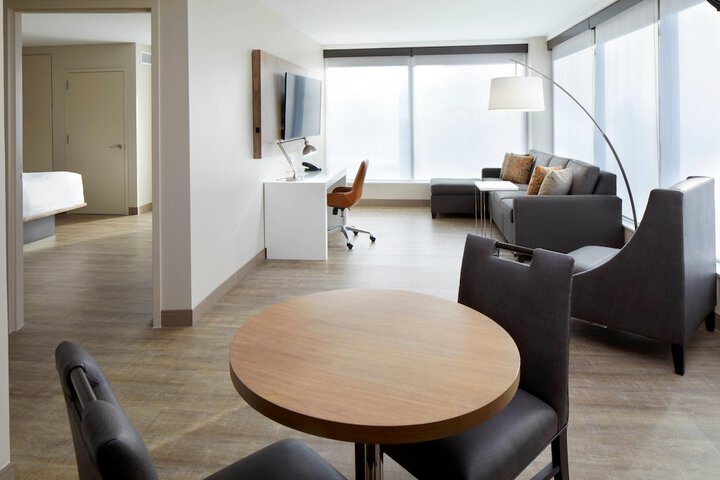 Room 10 of 50