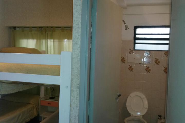 Room 26 of 33