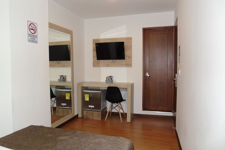 Room 35 of 88