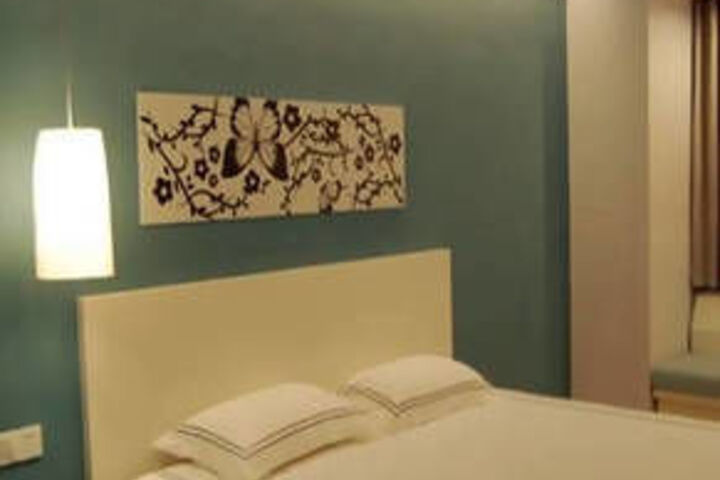 Room 7 of 47
