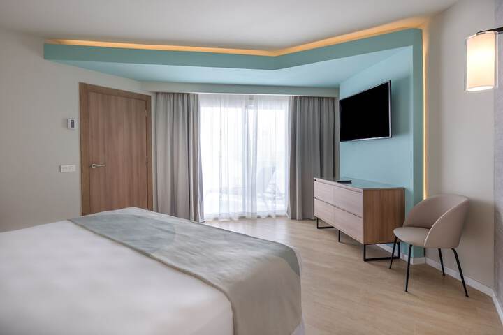 Room 16 of 85