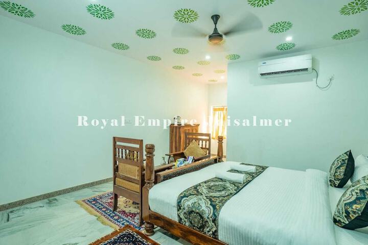 Room 30 of 134