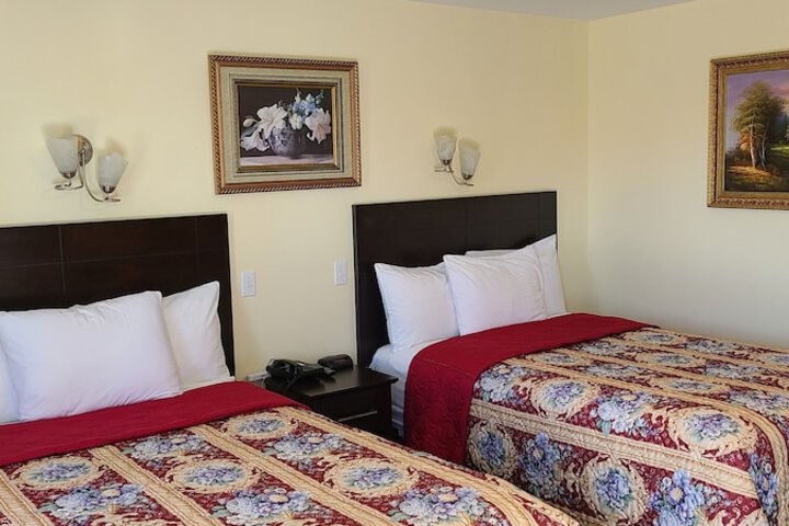 Room 25 of 62