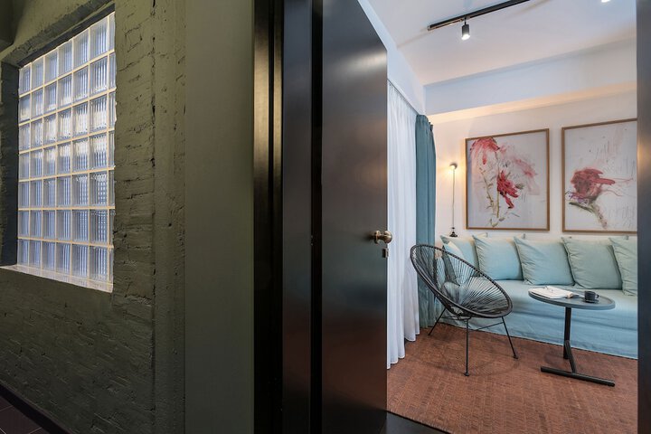 Room 11 of 72