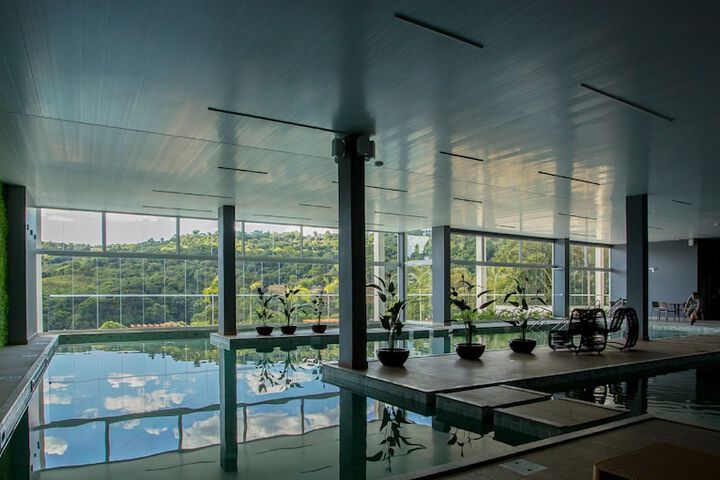 Pool 40 of 74