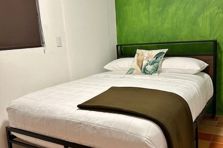 Room 9 of 46